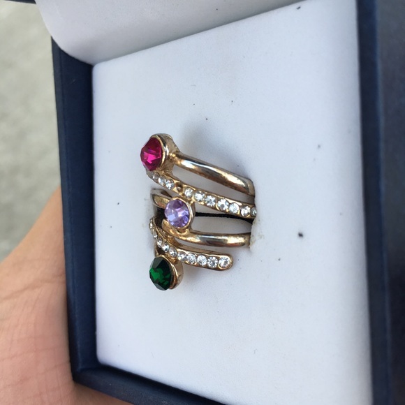 WOMENS RING - Picture 3 of 3